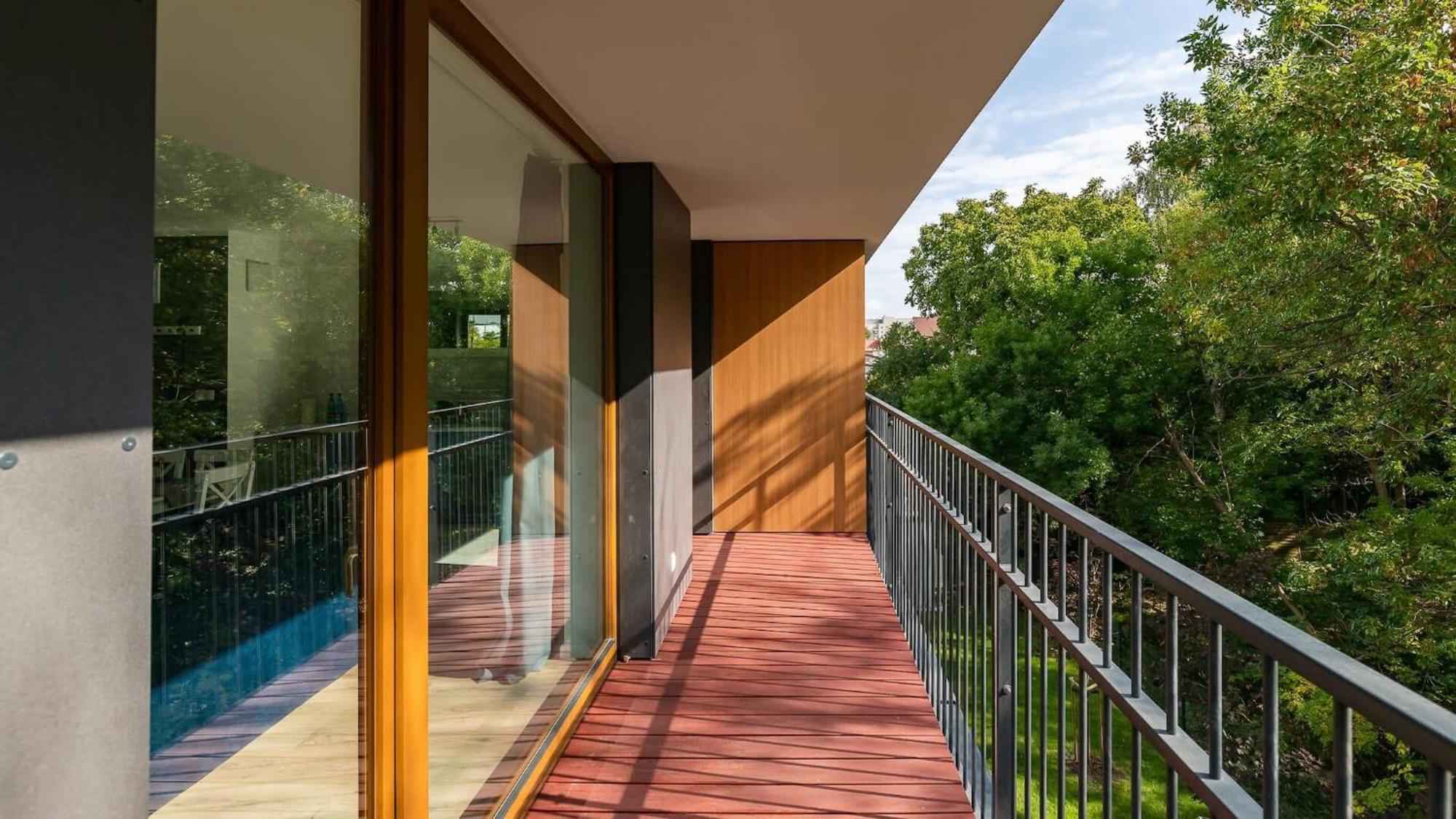 Pulawska 221 - Colorful Apartment With Balcony By Noclegi Renters Varsovie Extérieur photo